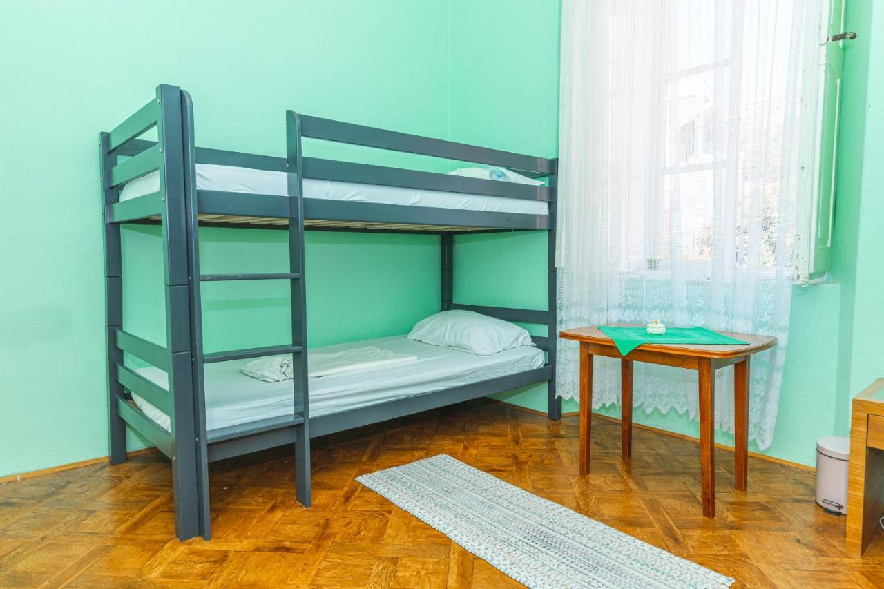 Guesthouse Isabel La Catolica 杜布罗夫尼克 外观 照片