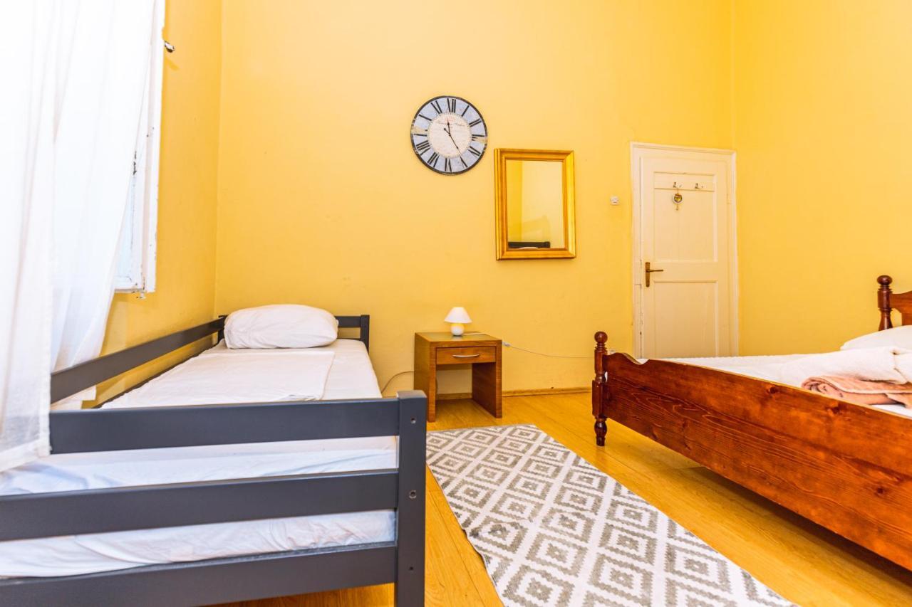 Guesthouse Isabel La Catolica 杜布罗夫尼克 外观 照片